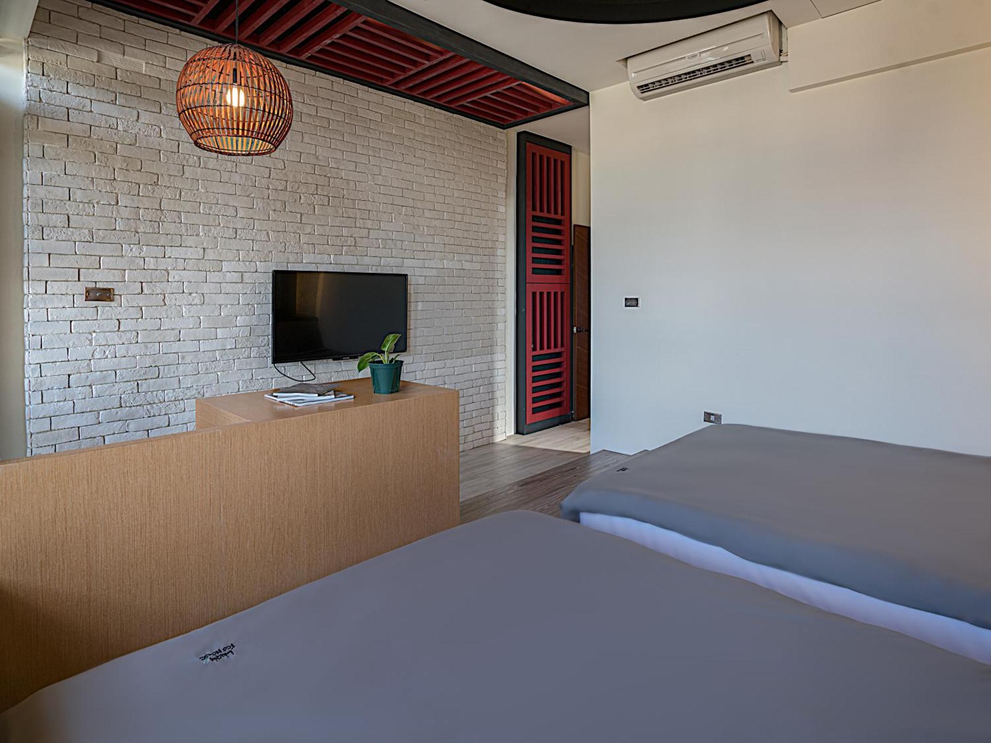 Bed and Breakfast 琉球茶室 現代館 Xiaoliuqiu Exterior foto
