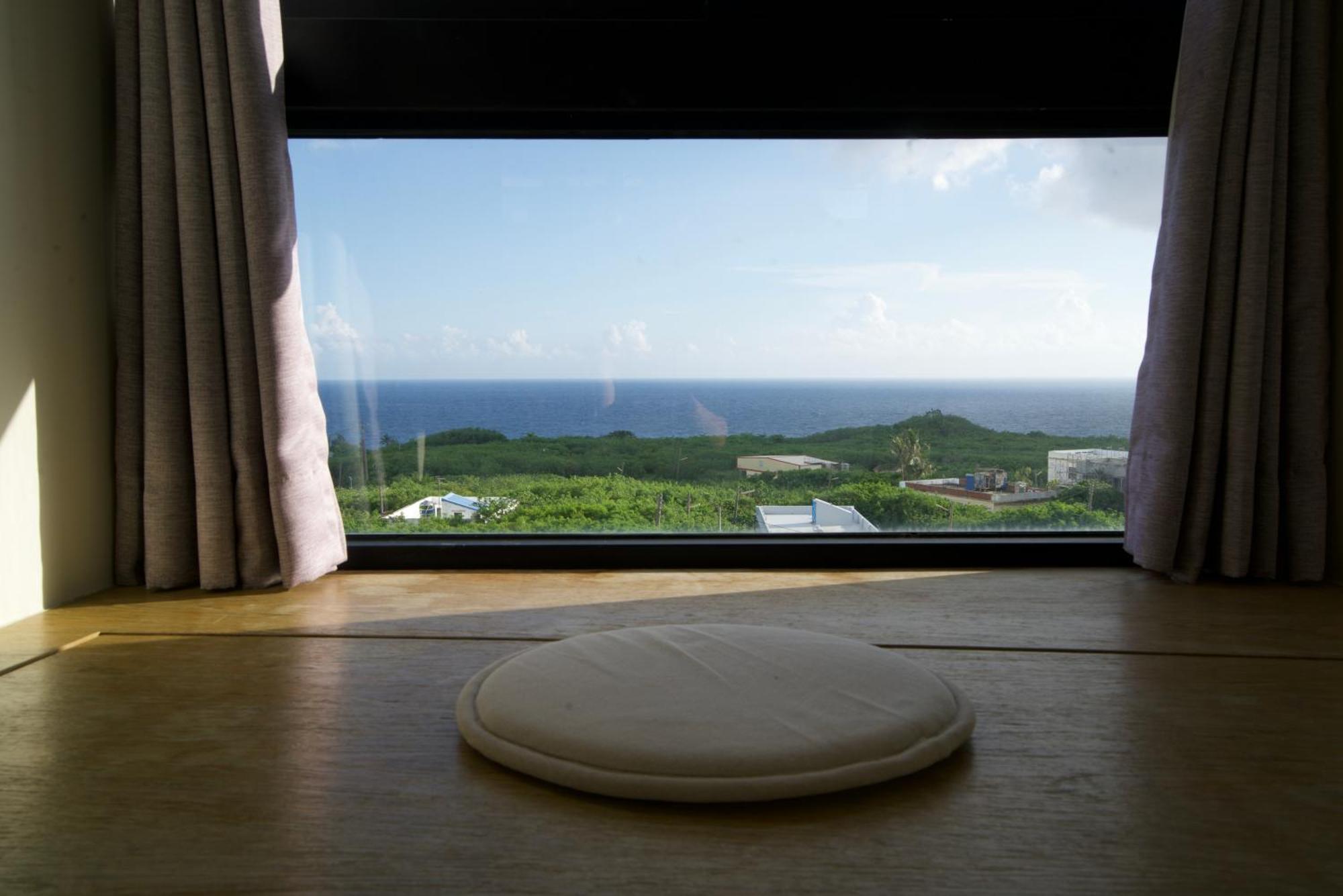 Bed and Breakfast 琉球茶室 現代館 Xiaoliuqiu Exterior foto